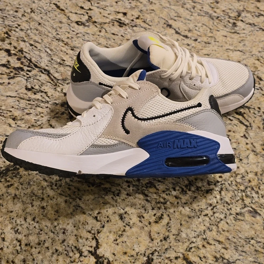 Nike Air Max - Picture 3 of 4